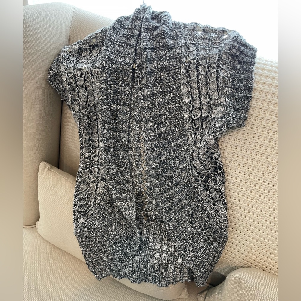 Say what short sleeve open sweater black and white size medium